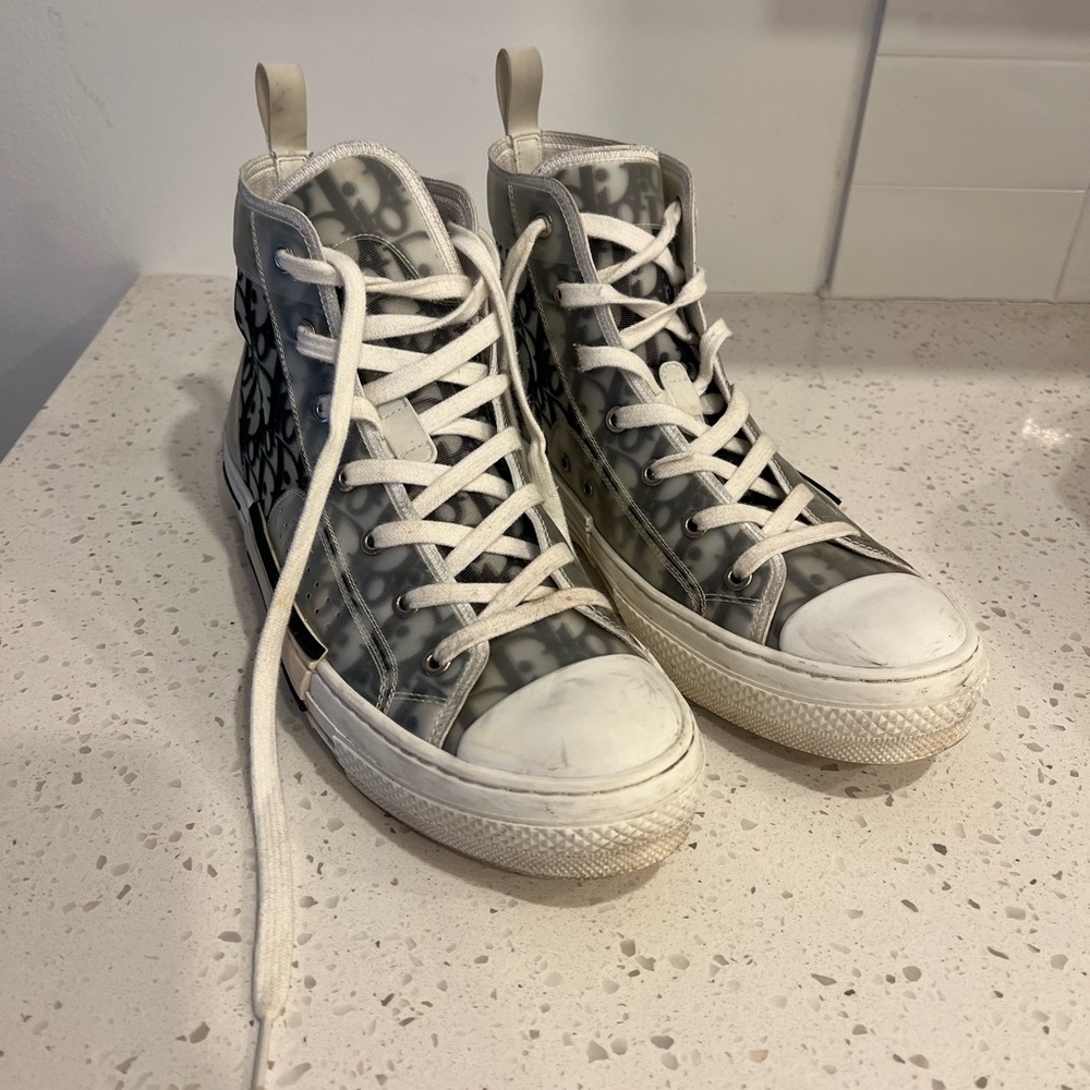 Dior Black and White High-Top Sneakers - Picture 6 of 9